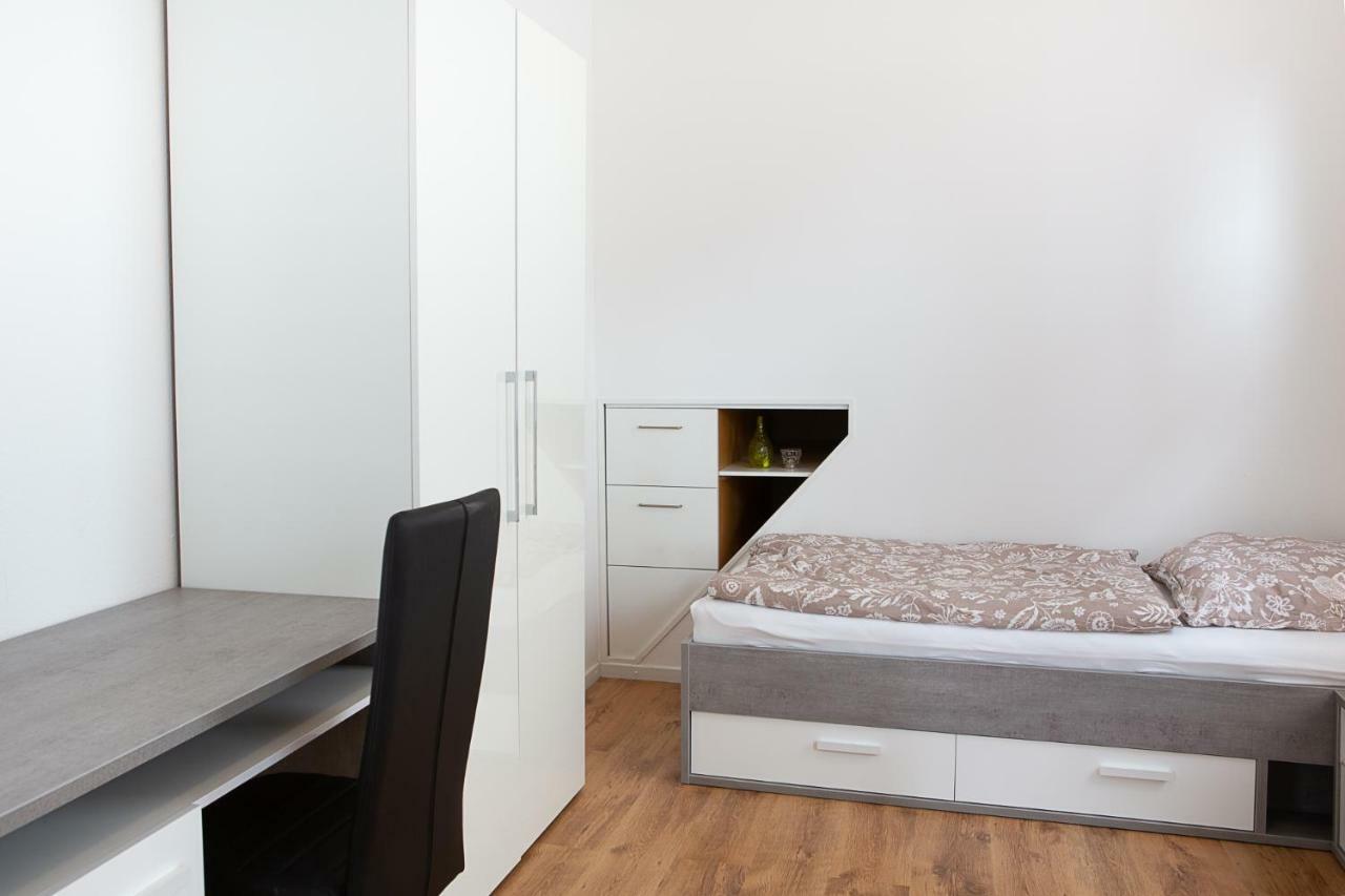 Apartment Holidayapartment Ruesselsheim
